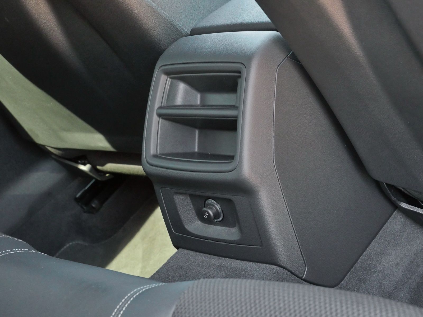 Audi A4 - Bild 17