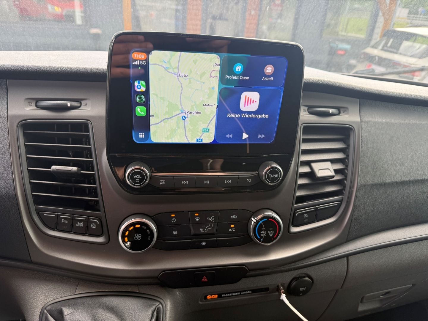 Fahrzeugabbildung Ford Transit 350L4 Kasten DoKa Trend StHZg AHK RFK GR