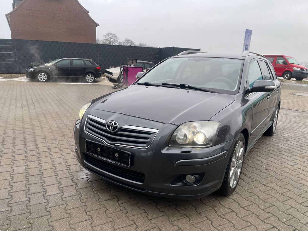 Angebot ansehen Toyota Avensis