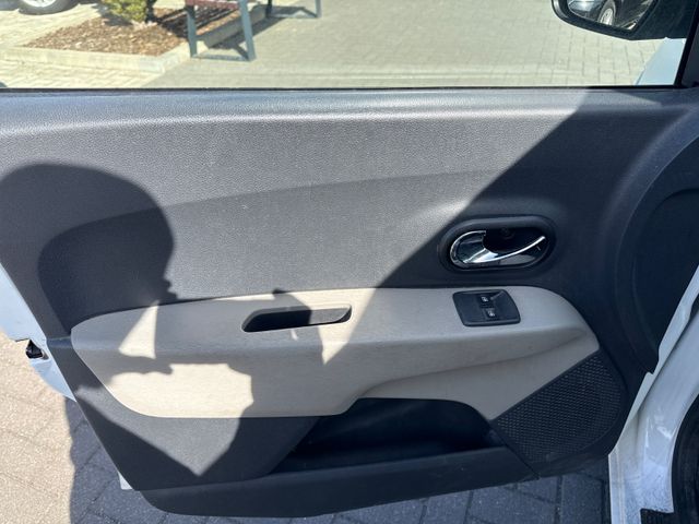 Dacia Lodgy Laureate