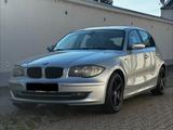 BMW 118i (E87) 5-Türer  - BMW 118 aus 2007: 118i