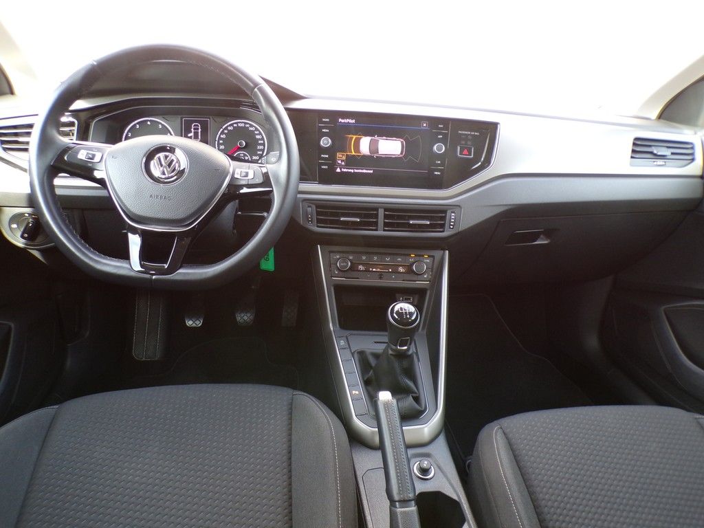 Fahrzeugabbildung Volkswagen Polo  1,0 TSI Comfortline *NAVI*Winterpaket*Conn