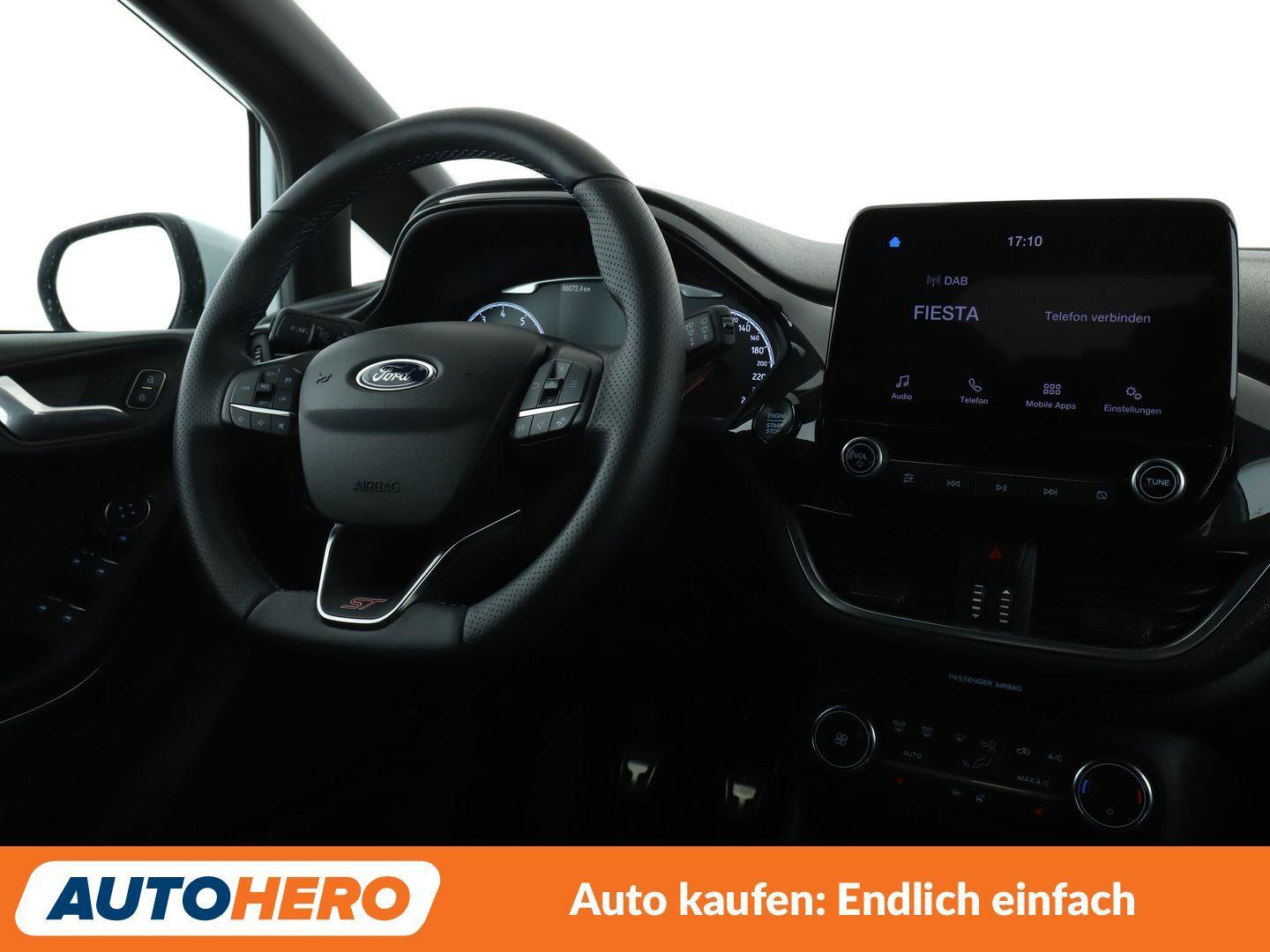 Ford Fiesta 1.5 EcoBoost ST*TEMPO*PDC*SHZ*RECARO*BT*