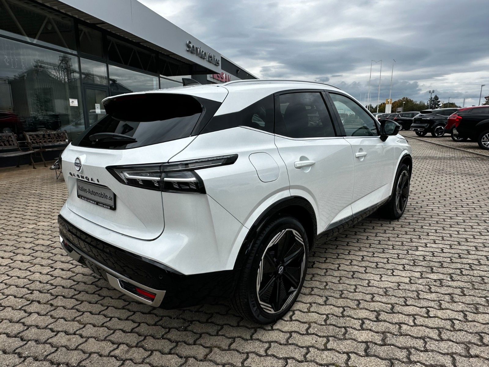 Fahrzeugabbildung Nissan Qashqai Tekna+