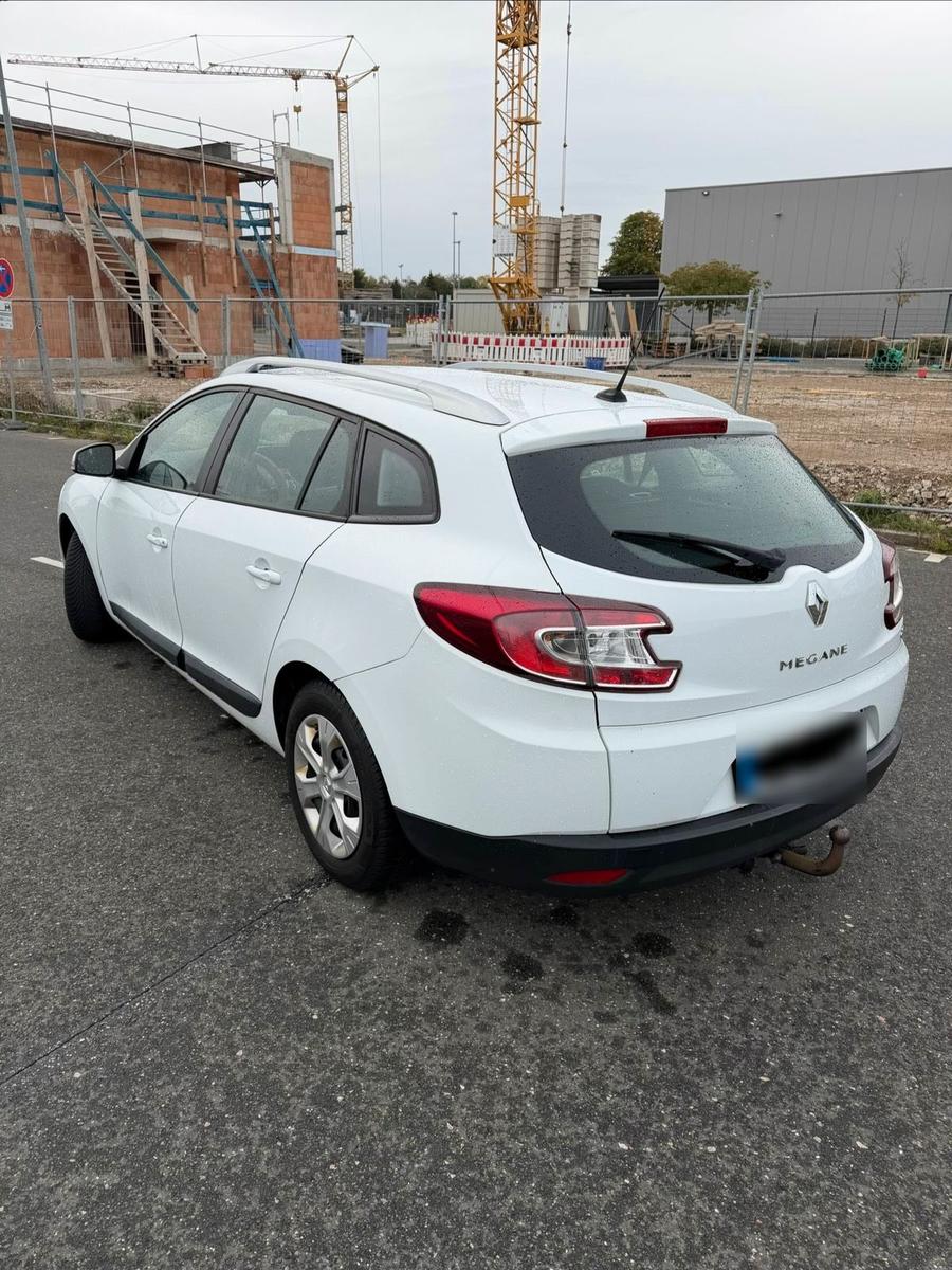 Renault Megane 2011 — photo 6