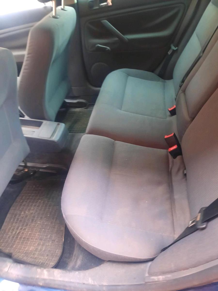 Volkswagen Passat 2005 — photo 10