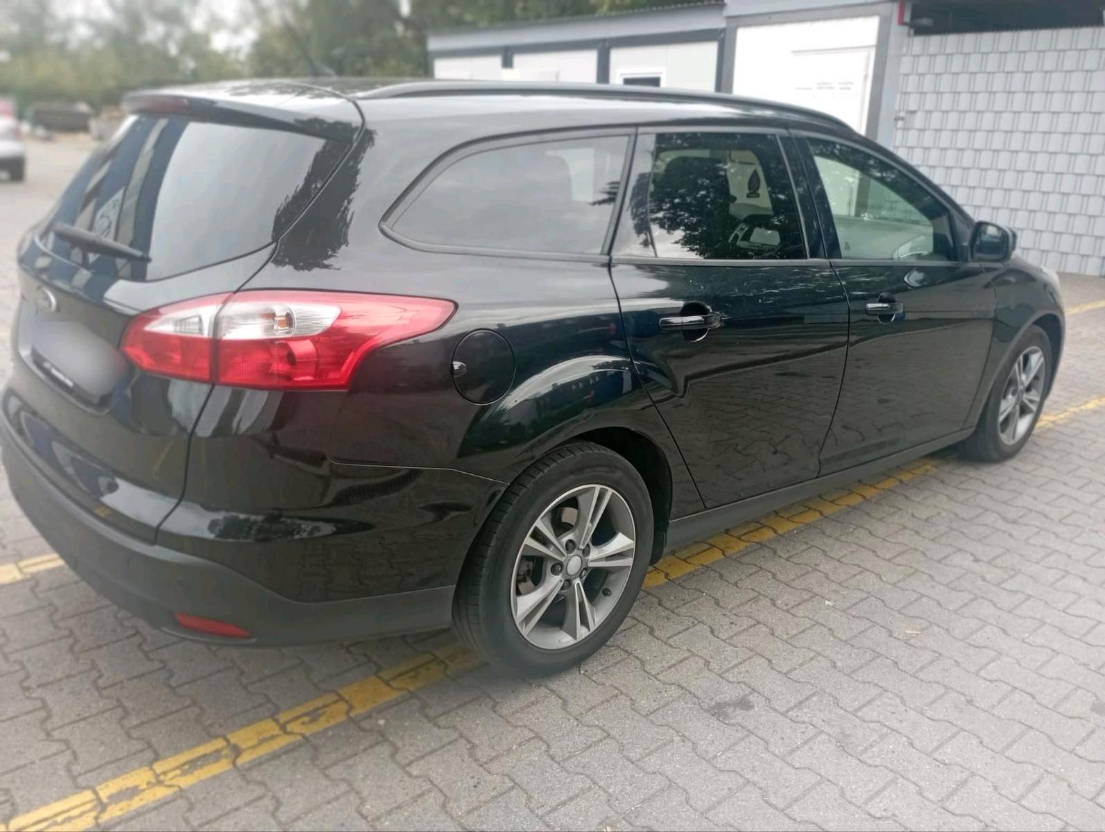Ford Focus 2013 — photo 5