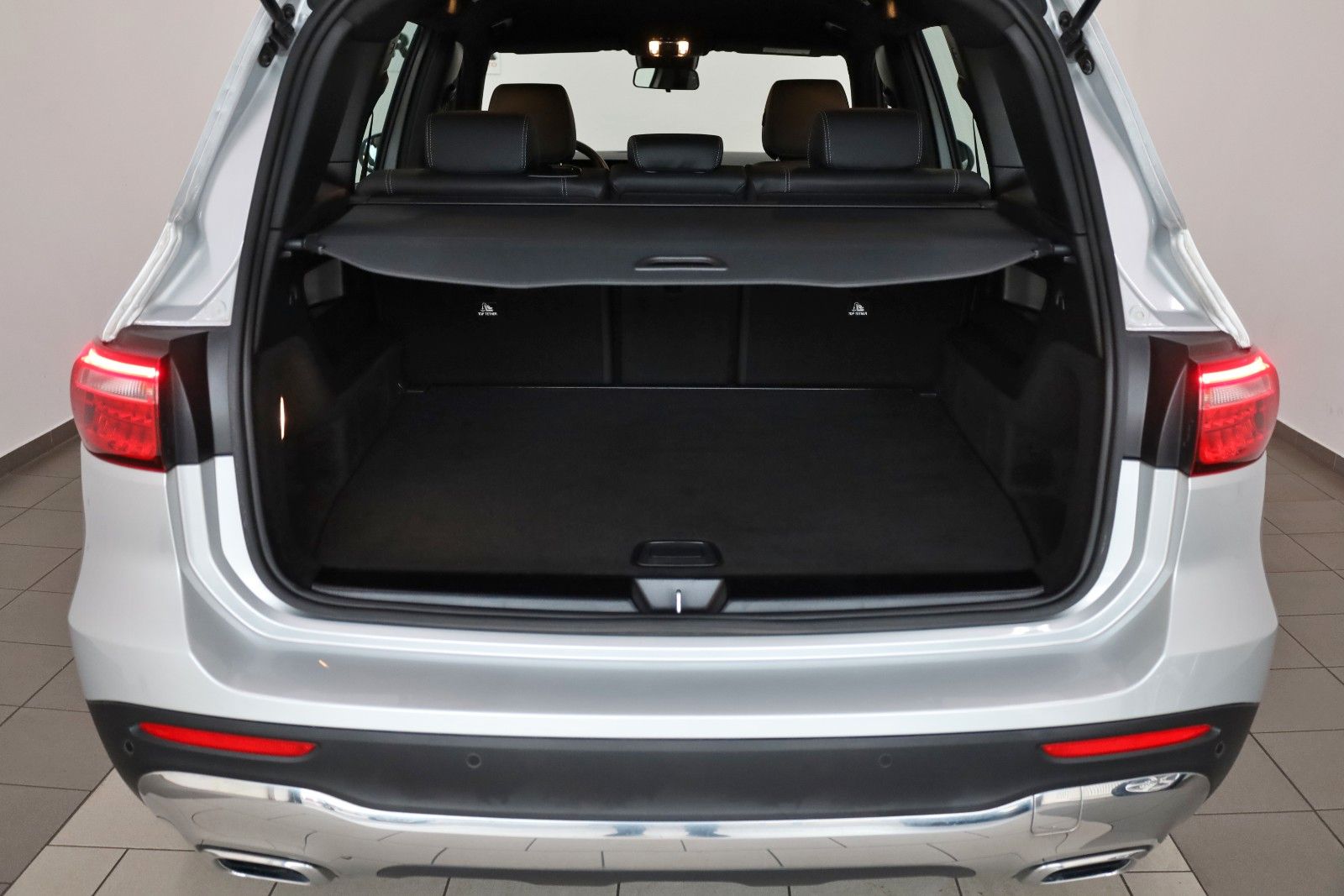 Fahrzeugabbildung Mercedes-Benz GLB 200d Progressive T.Leder,Navi,Kamera,ParkPak