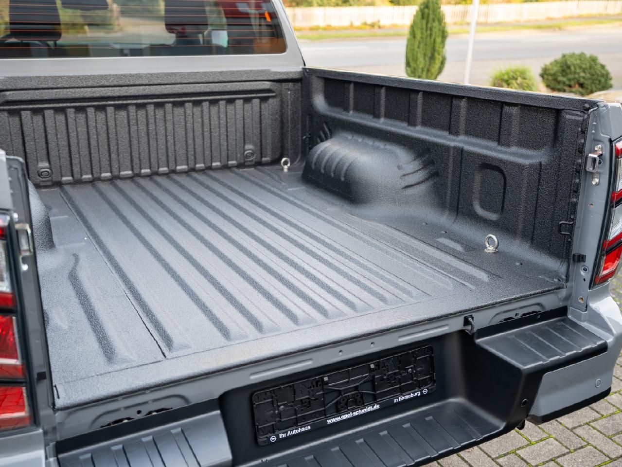 Fahrzeugabbildung Isuzu D-Max Space Cab V-CROSS für Wohnkabine