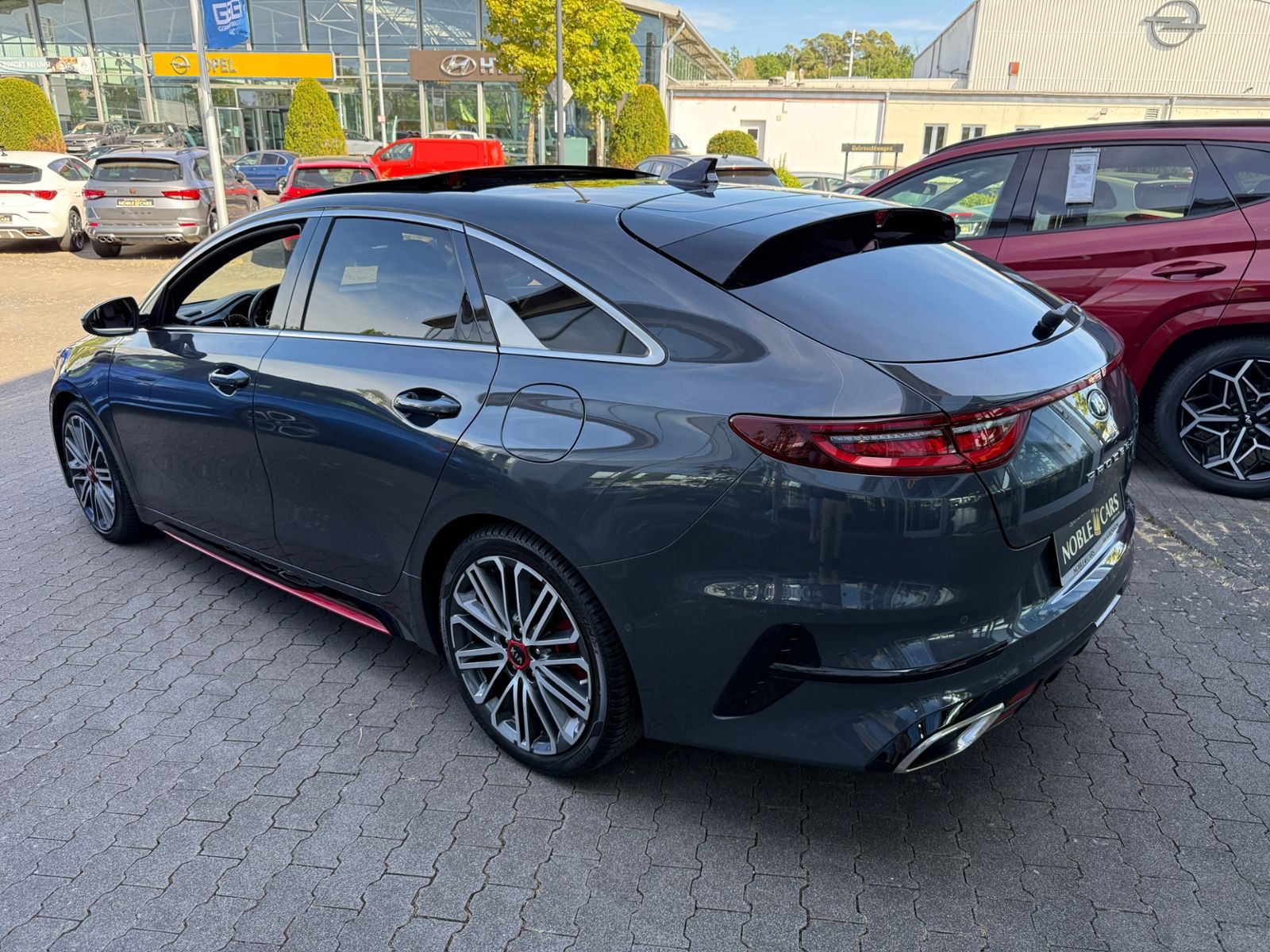 Fahrzeugabbildung Kia ProCeed GT PANO AHK LED NAVI