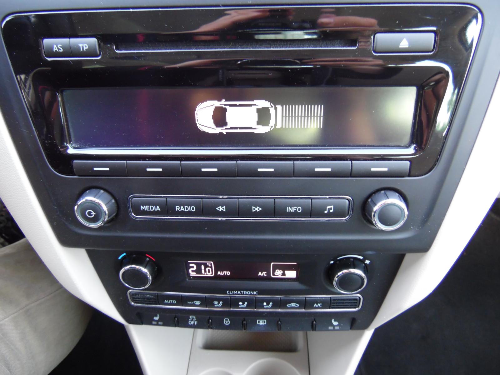 Skoda Rapid 2014 — photo 7