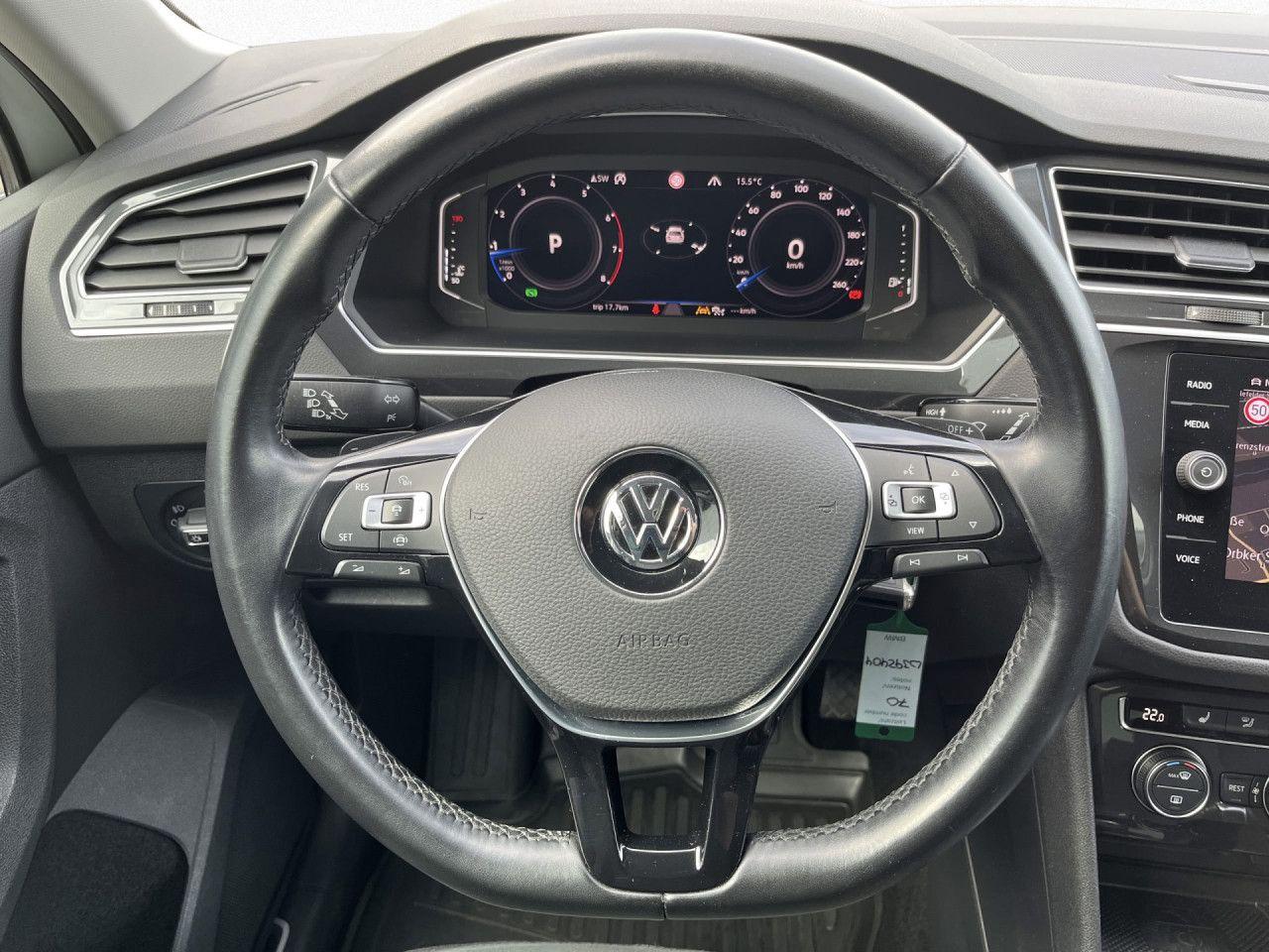 Volkswagen Tiguan 4Motion Highline NAVI ACC LED SHZ 18", миниатюра 10
