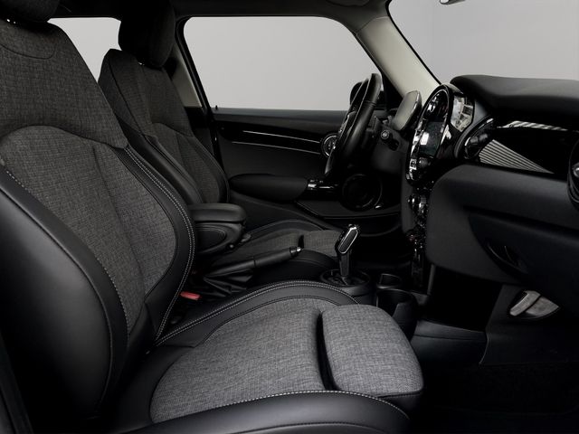 Foto Nummer 12: MINI Cooper 5-Türer