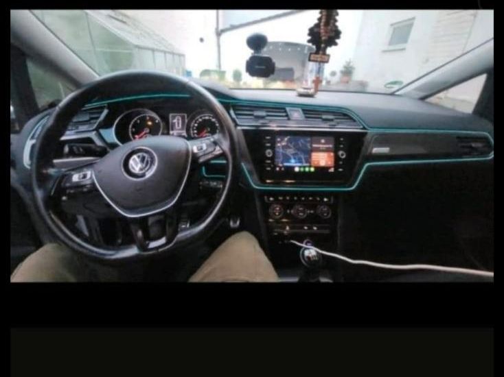 Image of Volkswagen Touran