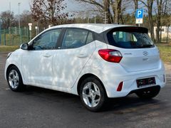 Fahrzeugabbildung Hyundai i10 1.2 Trend *Sitzhzg*Lenkradhzg*Spurhalte*PDC*