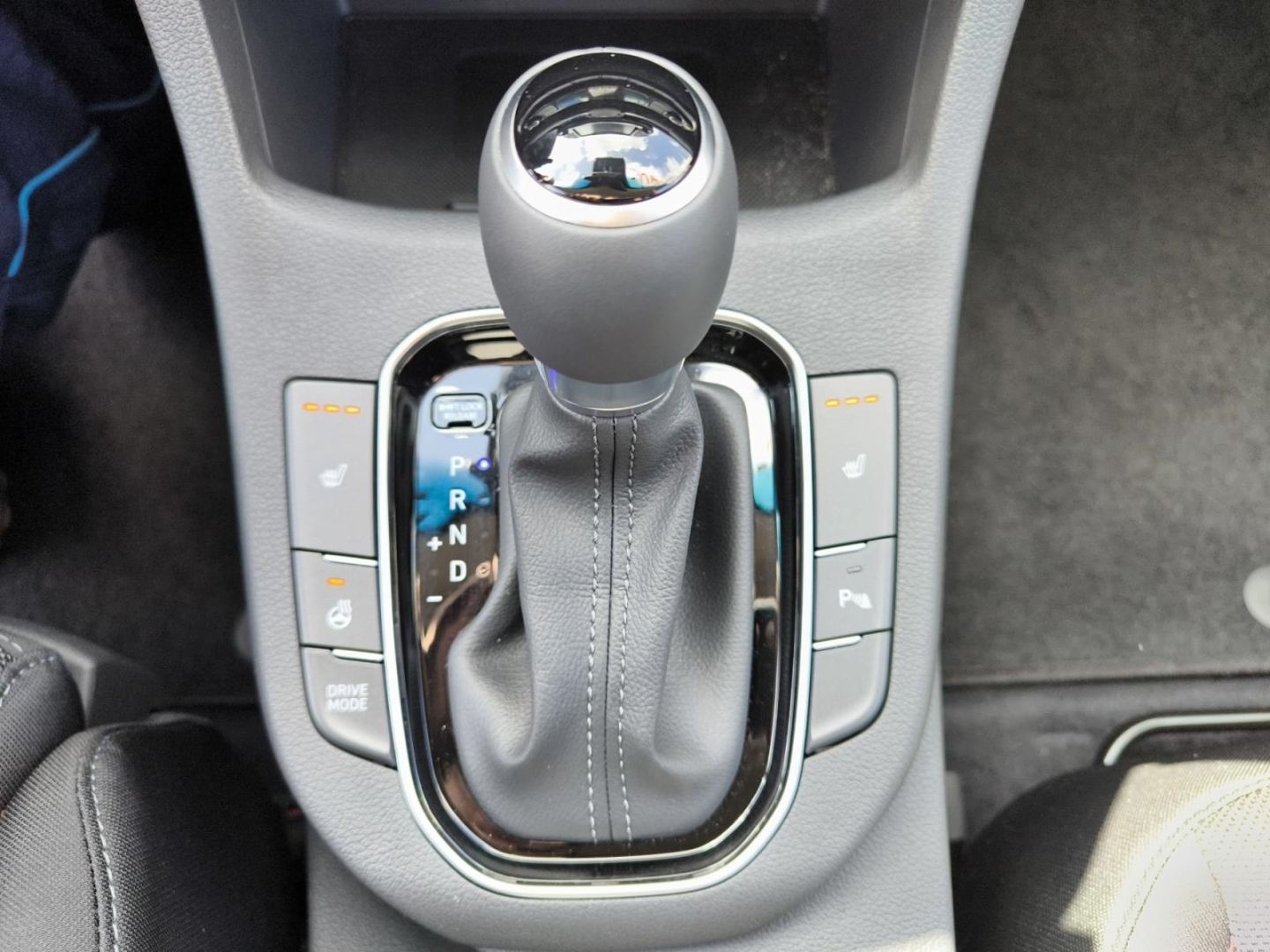 Fahrzeugabbildung Hyundai i30 Kombi 1.5T Trend Mild-Hybrid (48V) Allwetter