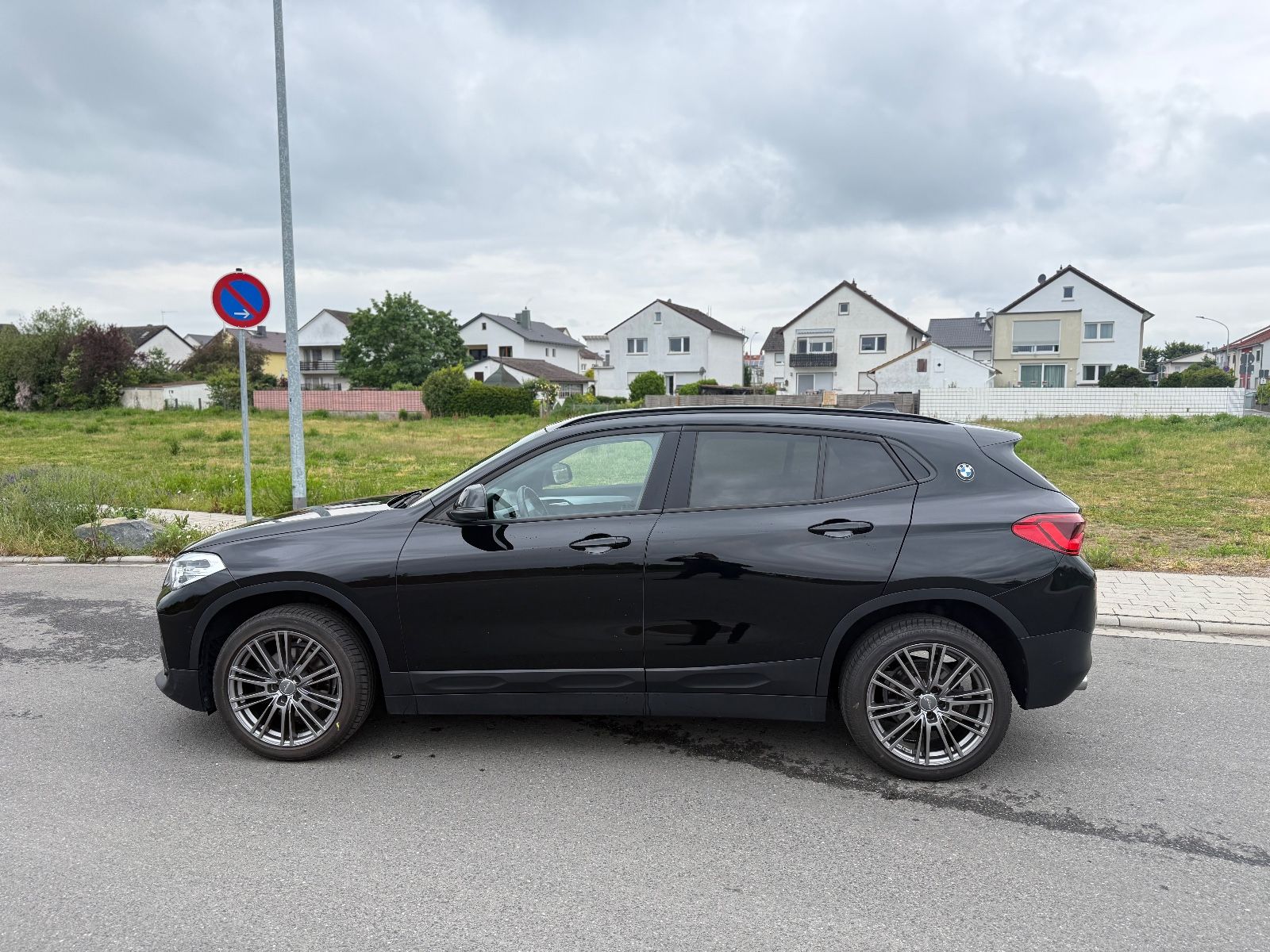 BMW X2 sDrive 18 i *SPORTSITZE+KAMERA+NAVI+18"ZOLL* foto 14