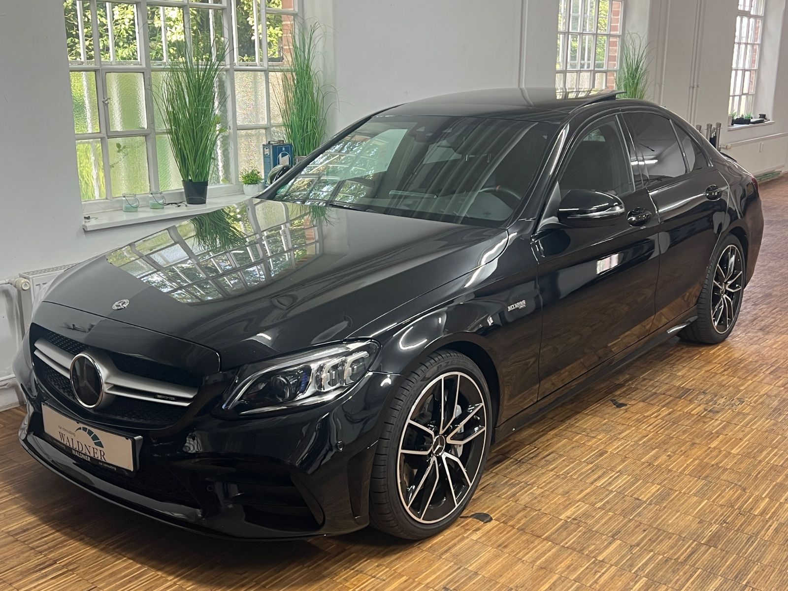 MERCEDES-BENZ C43 AMG/Perf.AGA/Pano/Night/Multibeam/ACC/1.Hand