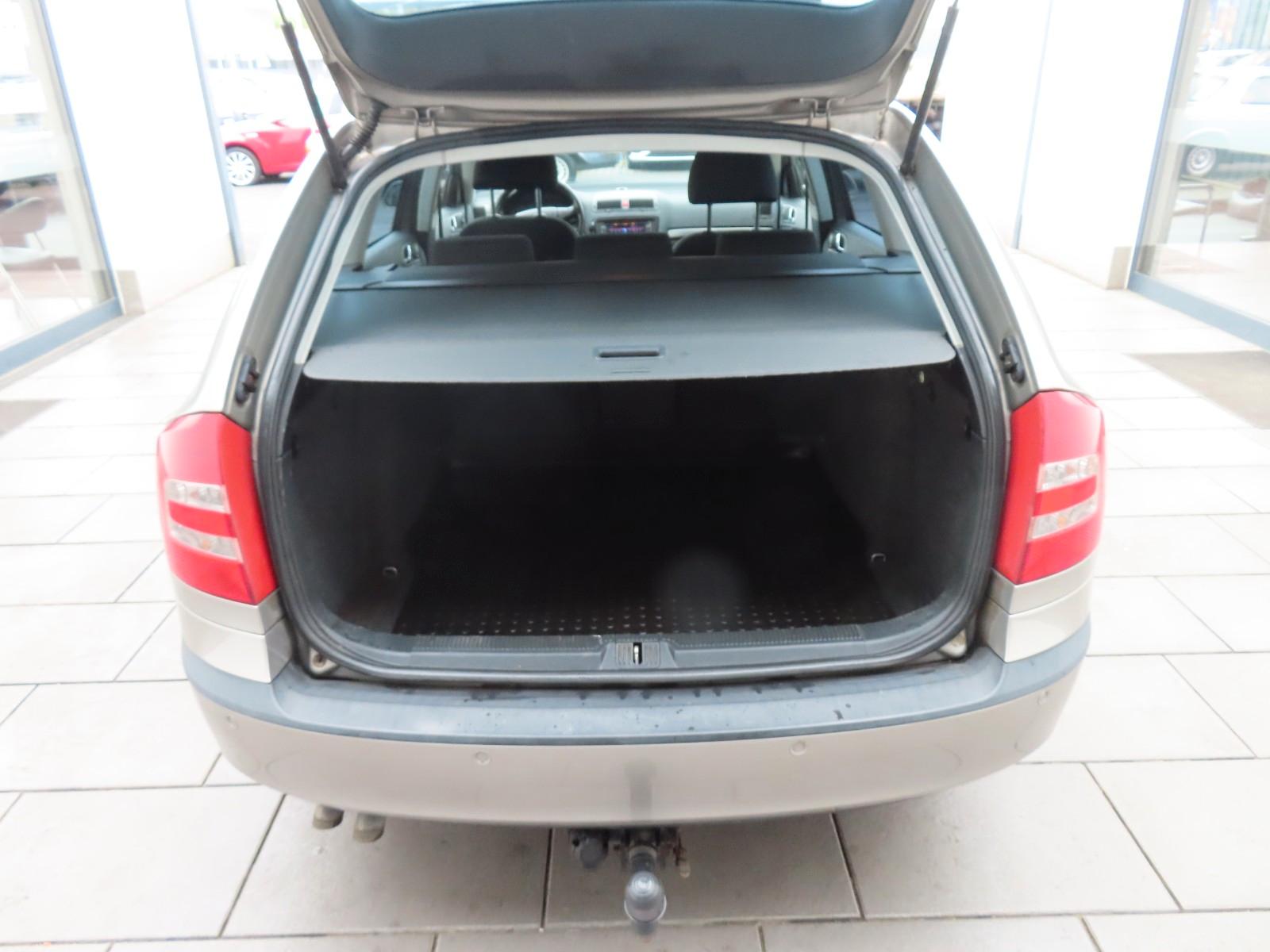 Skoda Octavia 2008 — photo 11