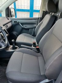 Volkswagen Caddy - 12