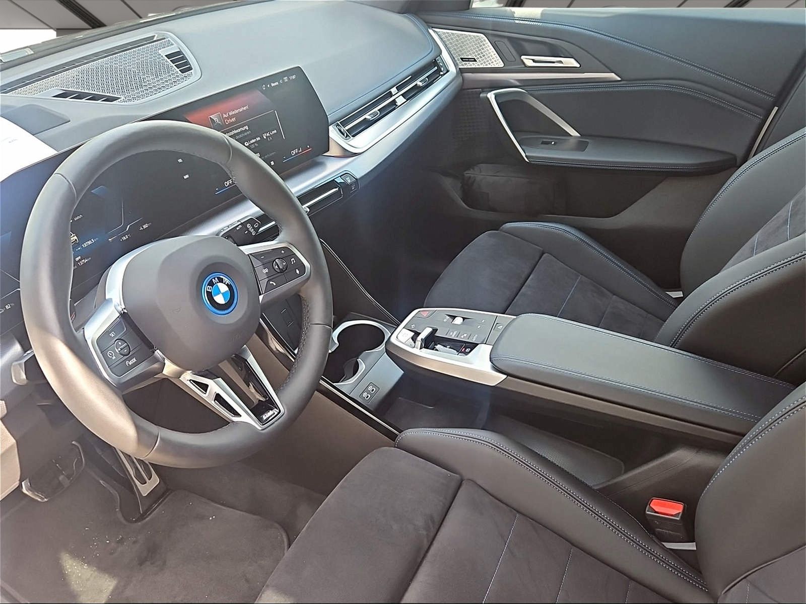 BMW iX1 - Bild 4