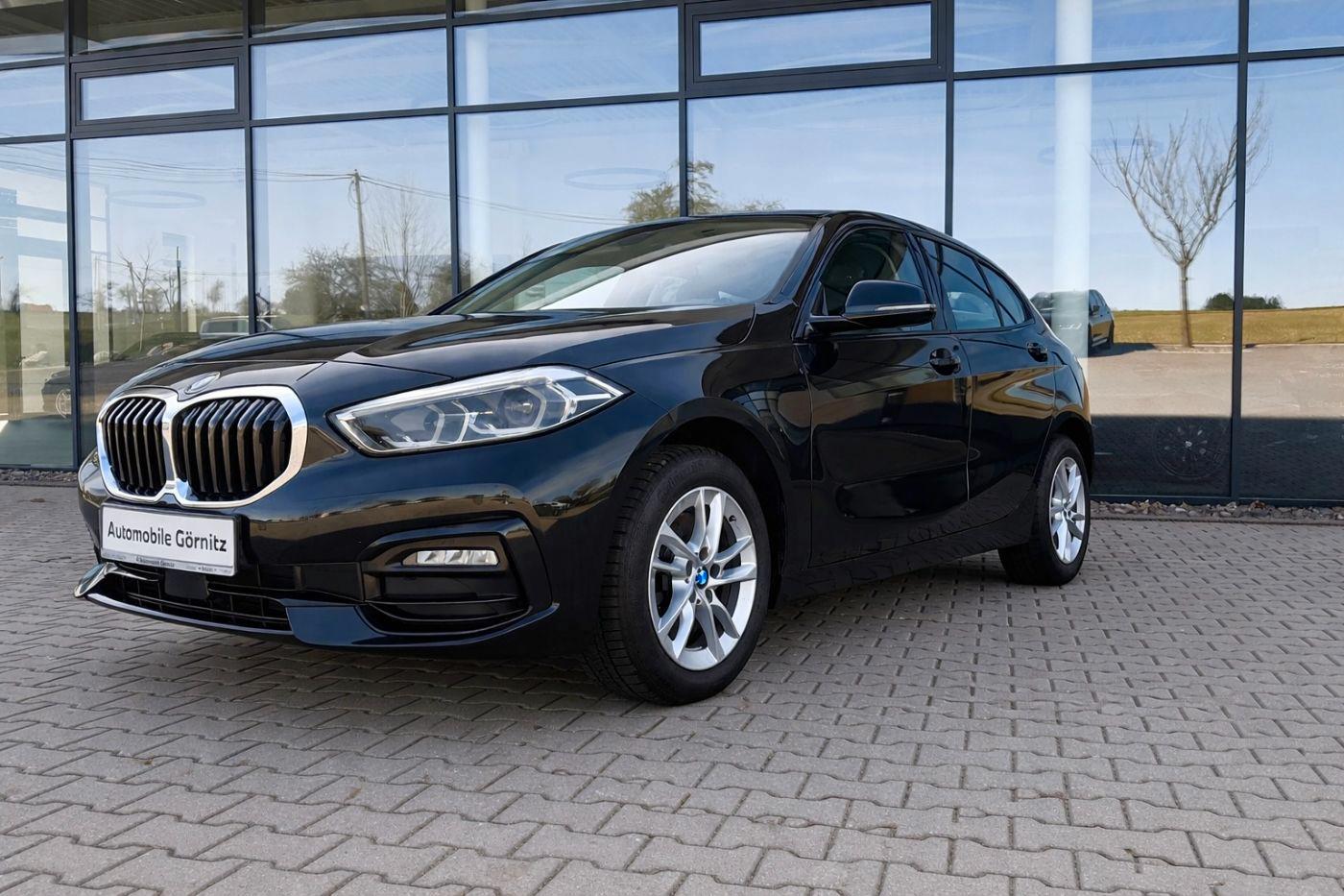 BMW 118 i SPORT LINE/LED/HIFI/SPORTSITZ/LENKRADHEIZ.