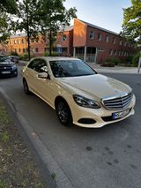 Mercedes-Benz E 220 BlueTEC 4MATIC Autom. - - Mercedes-Benz E 220 mit Diesel-Antrieb: Taxi, Limousine