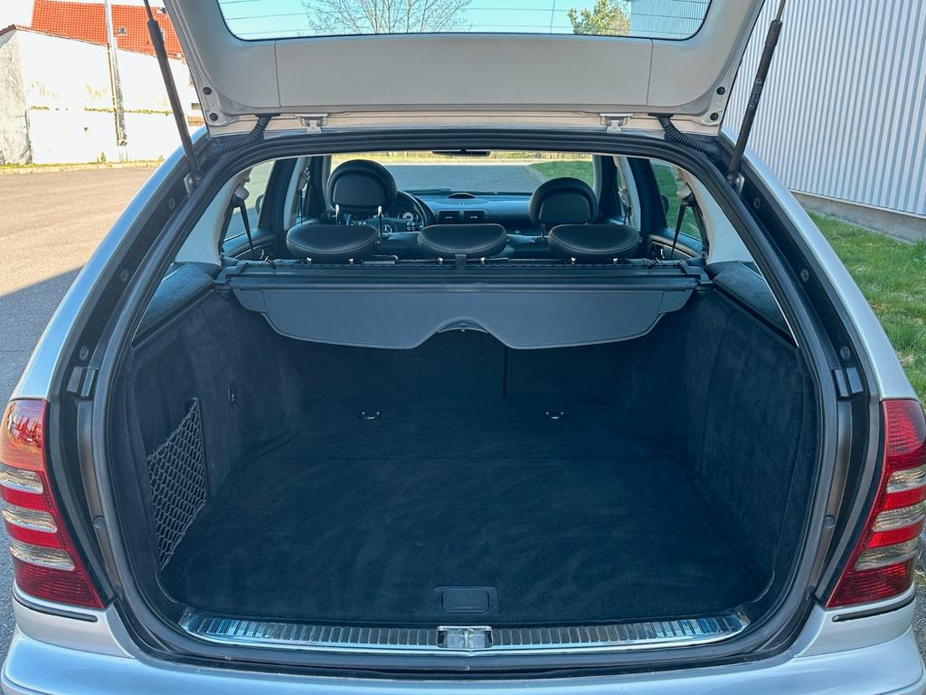 Mercedes-Benz C 55 AMG