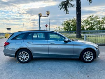 Mercedes C 200 - 4