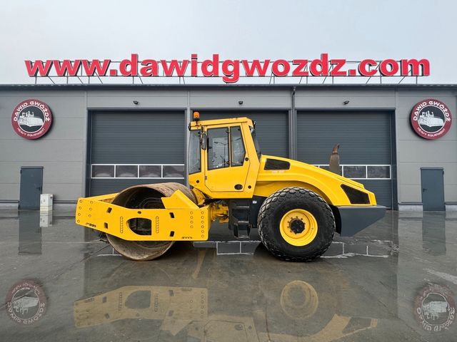 BOMAG BW216DH-4