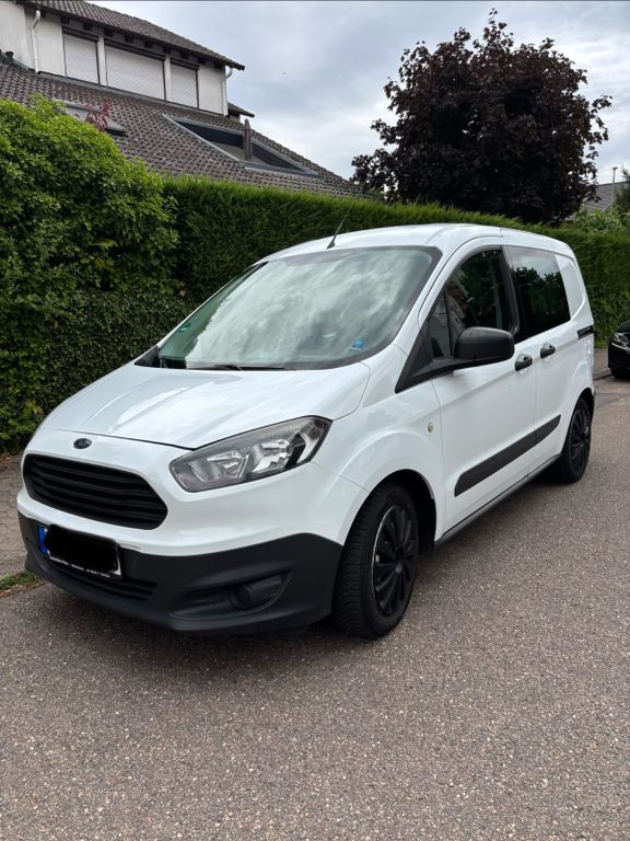 Image of Ford Transit Courier