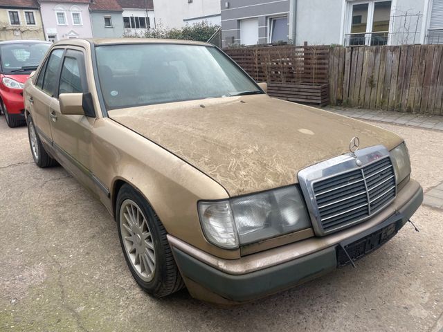 Mercedes-Benz W124 250D AUTOMATIK SCHEUNENFUND!