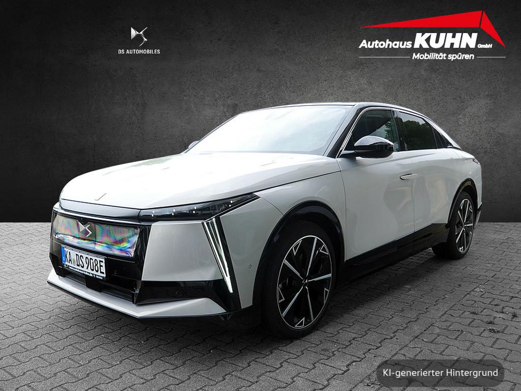 DS Automobiles Nº8
