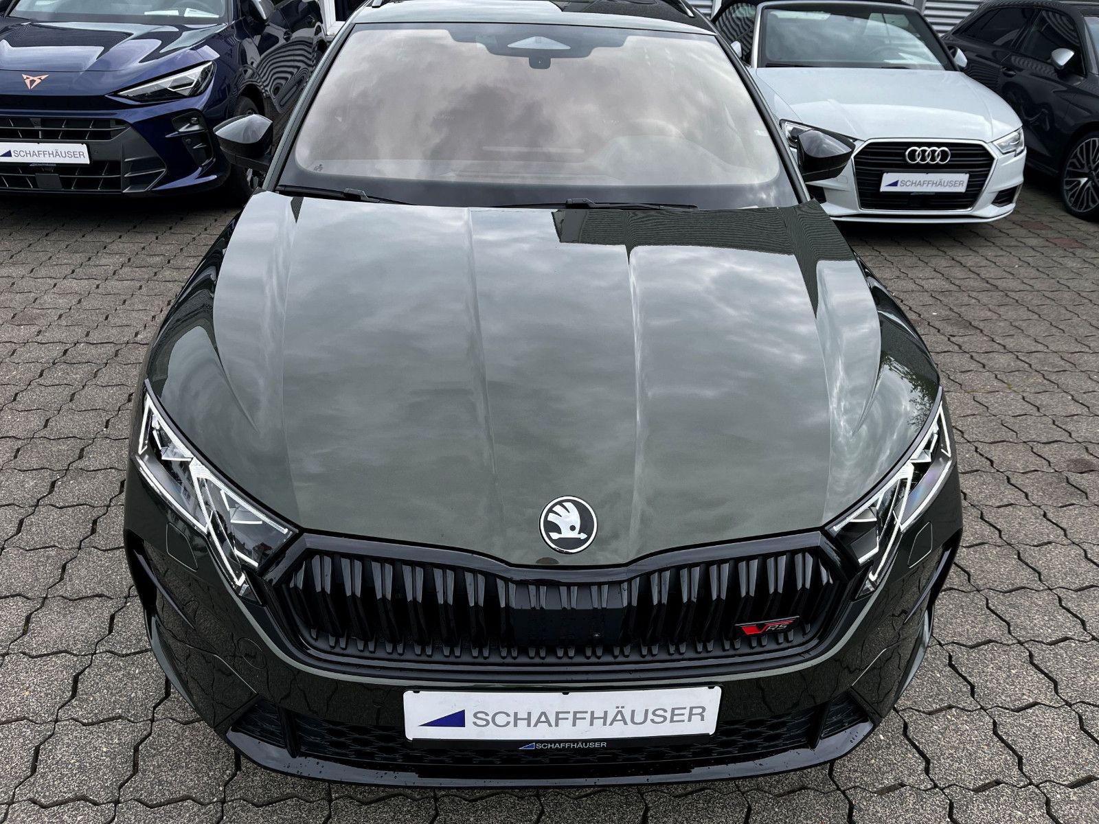 Fahrzeugabbildung SKODA Octavia Combi 2.0 TSI 239kW RS ABT PAN KAM 19"