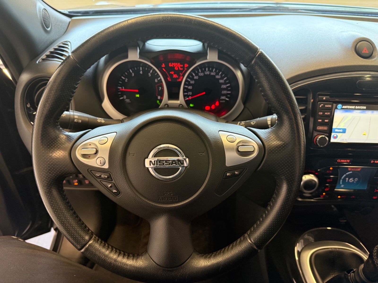 Fahrzeugabbildung Nissan Juke N-Conn. - 360°Kam.,Safety-Sh.,nur 63.000 km