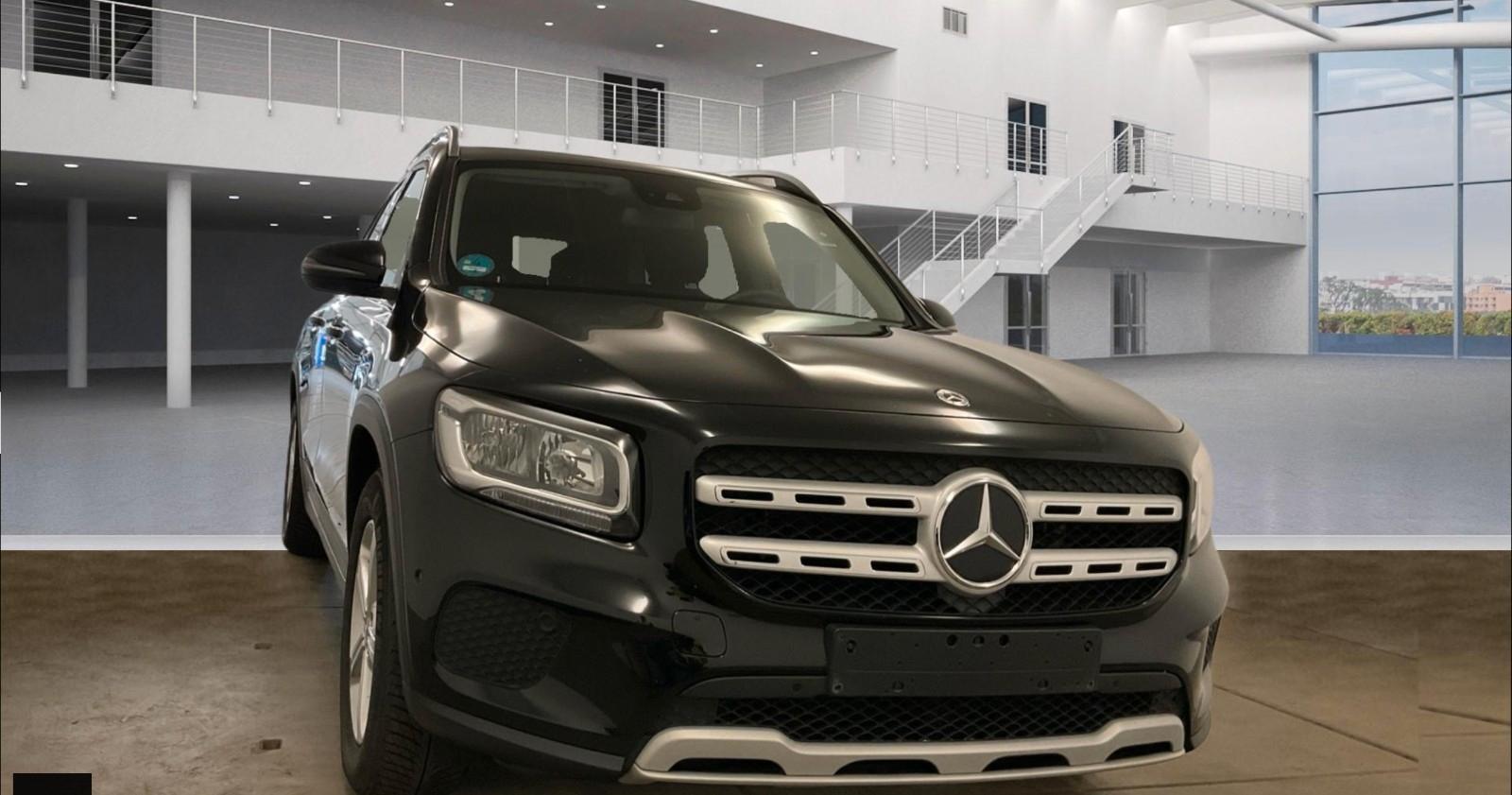 Mercedes-Benz GLB 200d 8G/T.LEDER+SHZ/MBUX NAVI+DAB/SPUR+PARKA