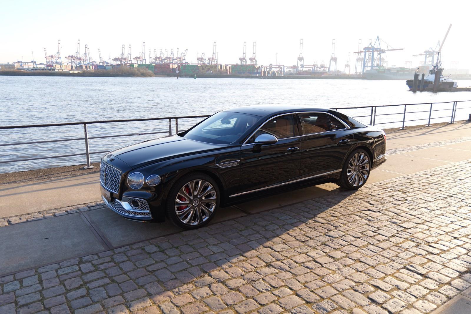 Bentley Flying Spur W12 Mullinier