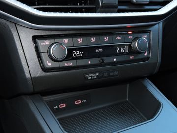 Seat Ibiza 1.0 TSI FR Pro LED Navi Sitzheizung Klima