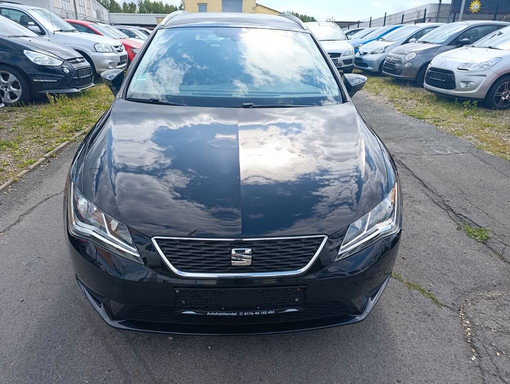 SEAT Leon ST Style*SITZH*PDC*KLIMA*TEMP*MFL*4EL FENST