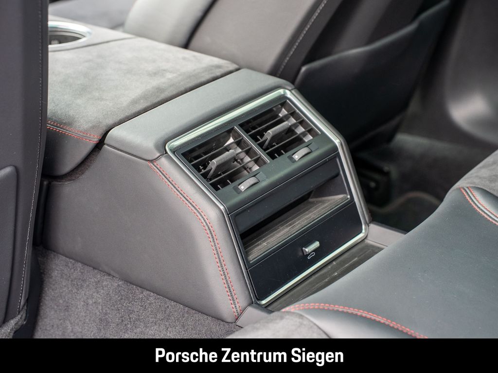 Porsche Panamera GTS