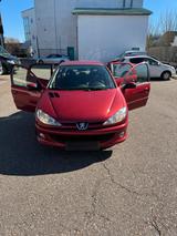 Peugeot 206 , Neue TUV , läuft einwandfrei - Peugeot 206 in München