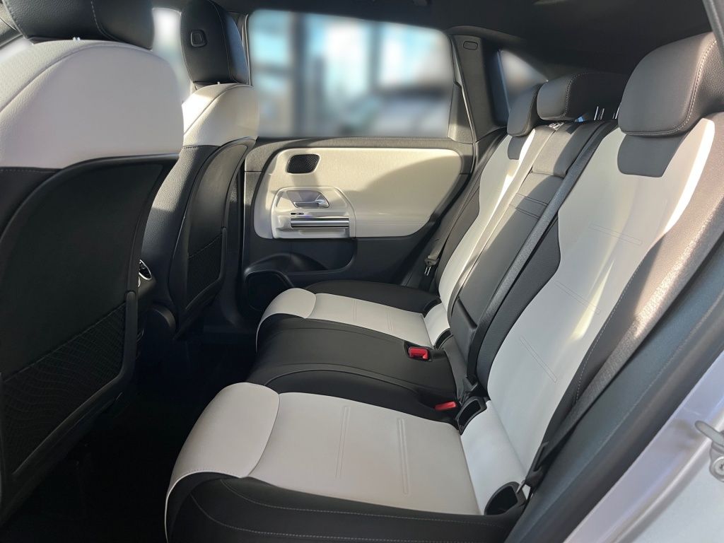 Fahrzeugabbildung Mercedes-Benz B 200 AMG Pano ACC Sitzklima Standhzg Memory LED