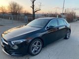 Mercedes-Benz A 200 d 8 DCT, AMG Line,Kam,PDC,LED - : Taxi, Limousine