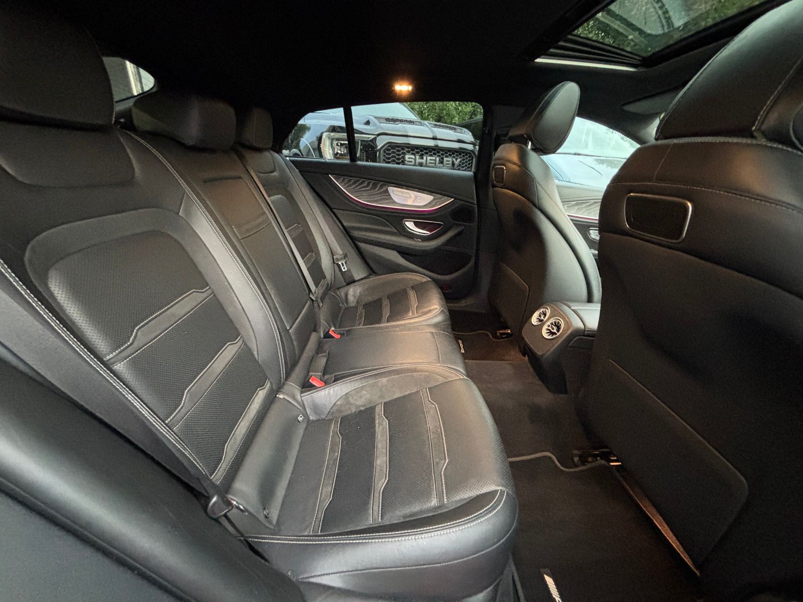 Fahrzeugabbildung Mercedes-Benz AMG GT 4-trg. 63 S 4Matic+/AERO-KIT/PANO/MASSAGE