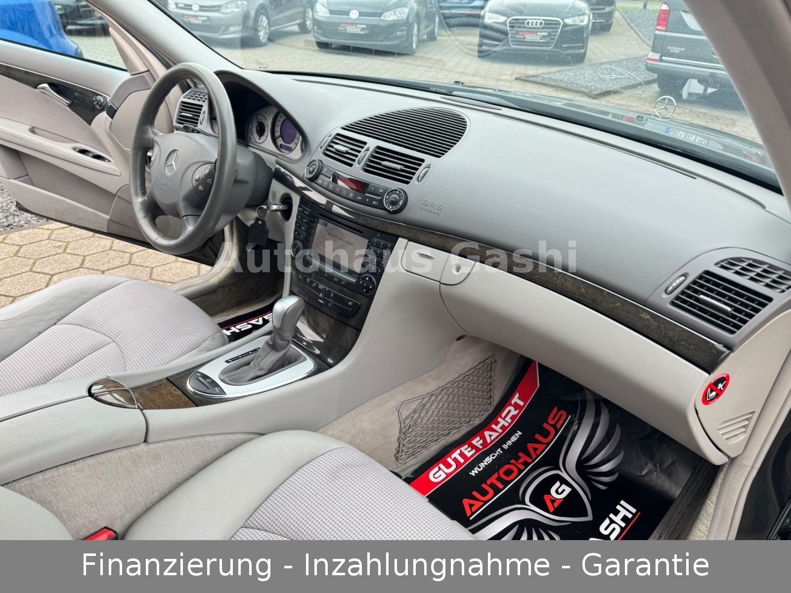 Fahrzeugabbildung Mercedes-Benz E-270 CDI*Avantgarde*Automatik*Navi*AHK*PDC