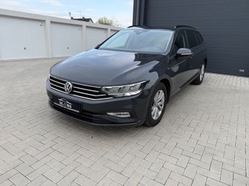 Volkswagen Passat Variant - 2