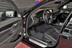 Fahrzeugabbildung BMW 730d Sitzlüft. GSHD Laser 360° HuD h/k DAB Massa