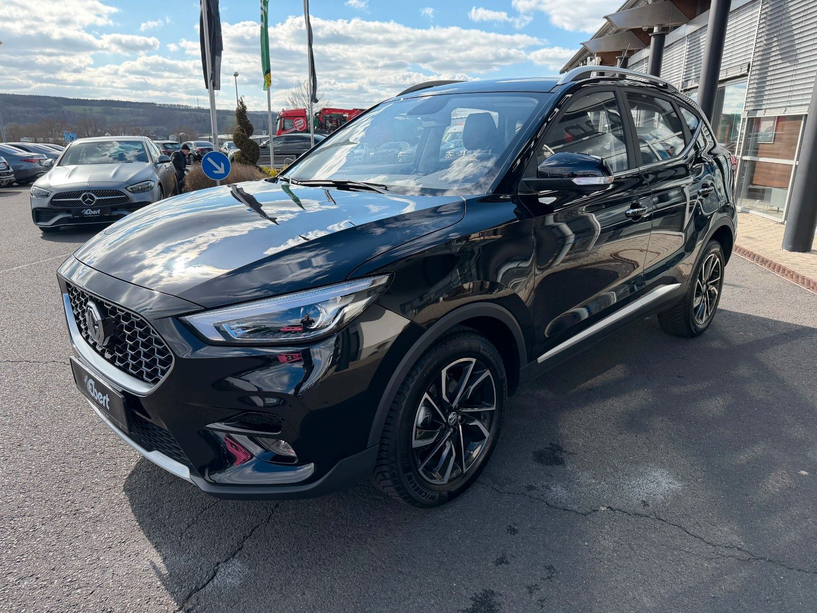 Fahrzeugabbildung MG ZS Luxury Leder+360°Kamera+LED+Carplay+DAB+TOTW