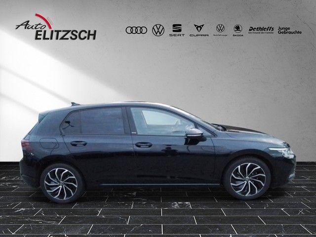 Fahrzeugabbildung Volkswagen Golf VIII TSI Active 5J-Gar LED AHK Navi AID ACC