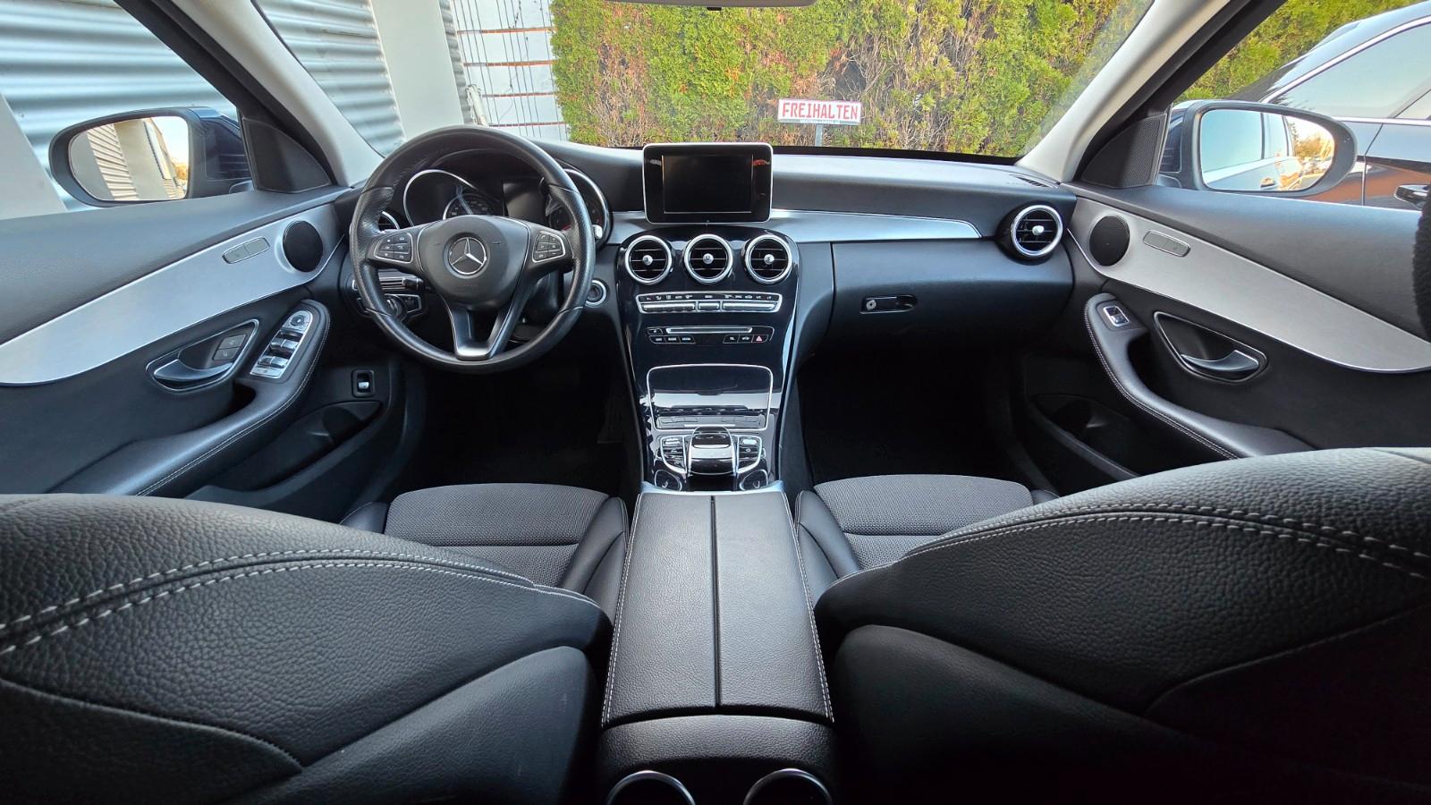 Mercedes-Benz C 180 T 9G Avantgarde LED NAV SHZ PDC